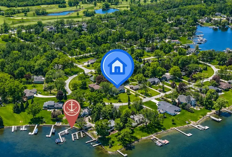 N23W28221 Beach Park CIRCLE, Pewaukee, WI 53072 - #2