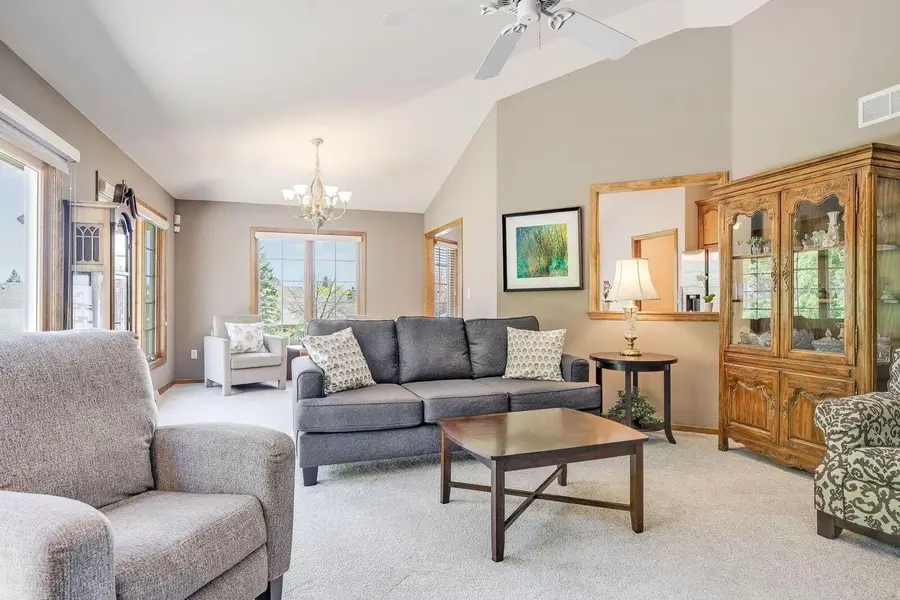 19190 Stonehedge DRIVE #B, Brookfield, WI 53045 - #3