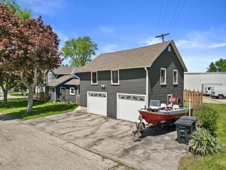 520 Freeman STREET, Genoa City, WI 53128 - #3