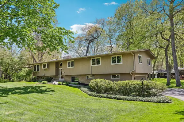 19505 Gebhardt ROAD, Brookfield, WI 53045