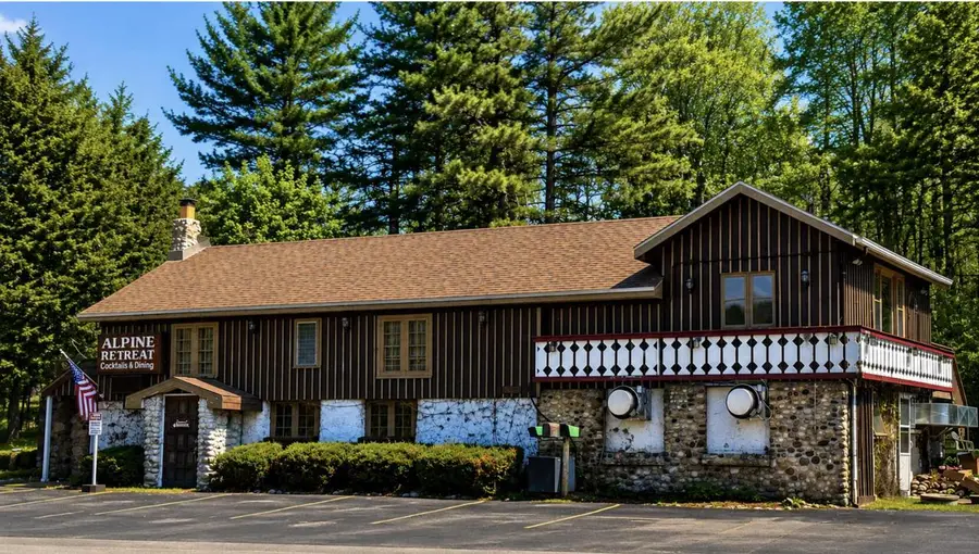 1380 Friess Lake ROAD, Hubertus, WI 53033 - #2