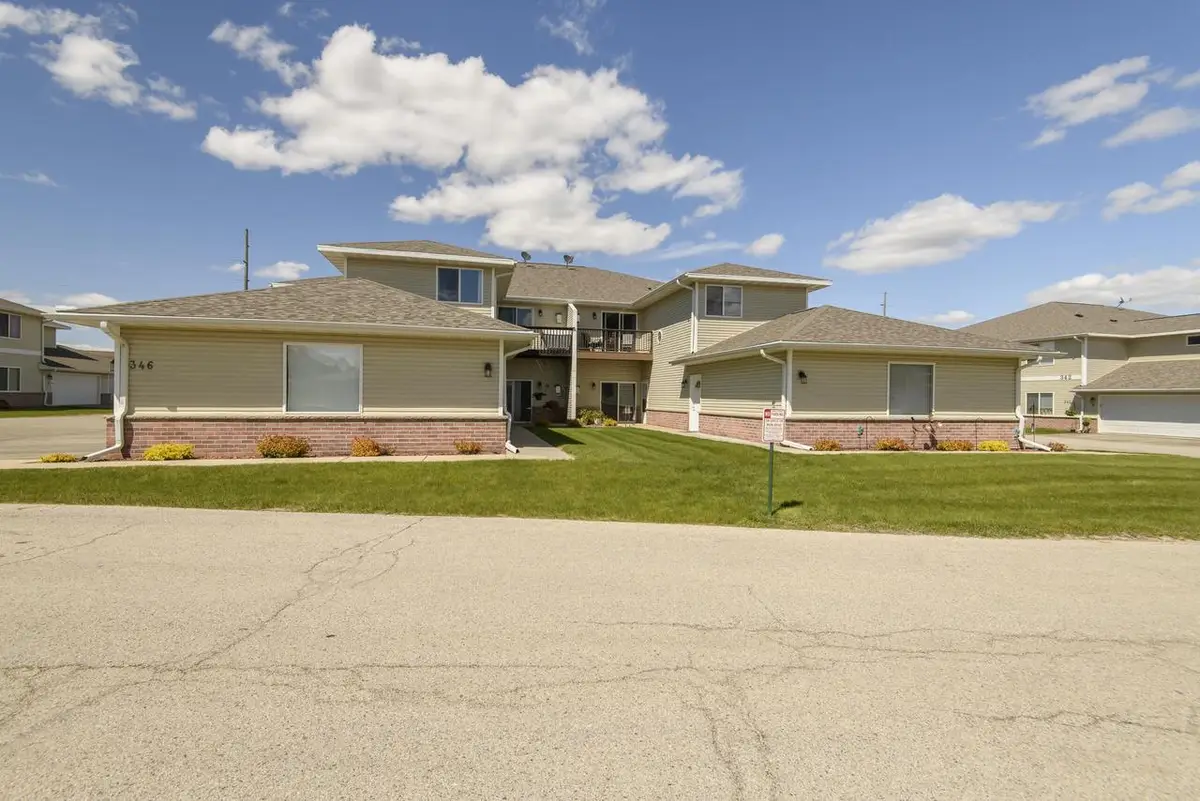 346 Brookside DRIVE #7, Mayville, WI 53050 - #1