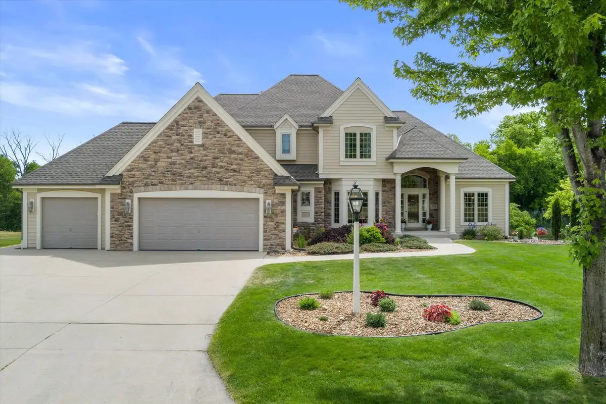 8234 S 43rd STREET, Franklin, WI 53132 - #1