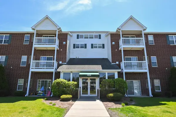 6020 S Buckhorn AVENUE #304, Cudahy, WI 53110