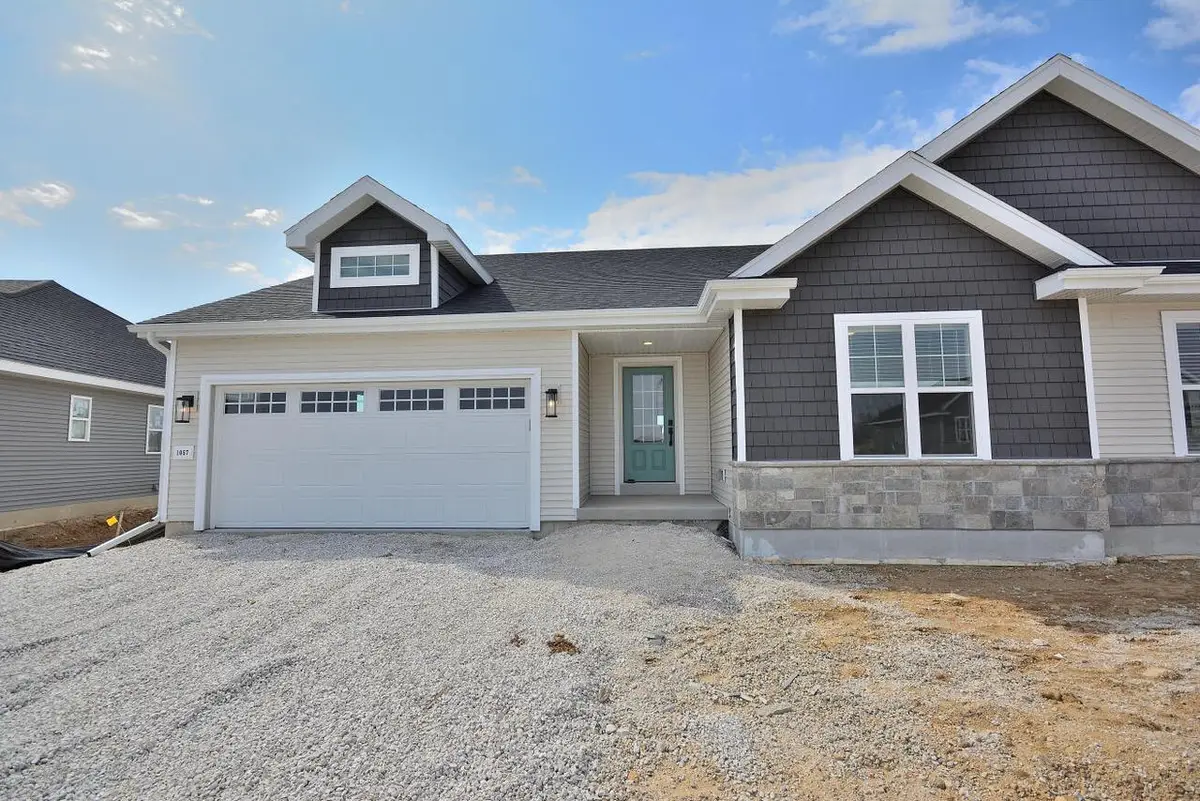 1057 Elderberry ROAD, Oconomowoc, WI 53066 - #1