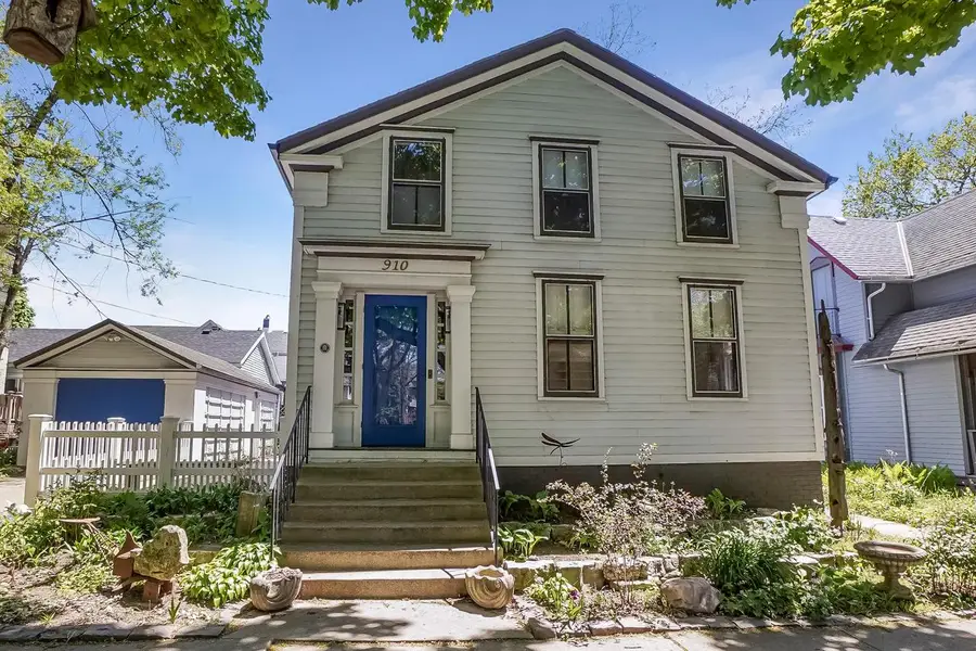 910 S 3rd STREET, Milwaukee, WI 53204 - #3