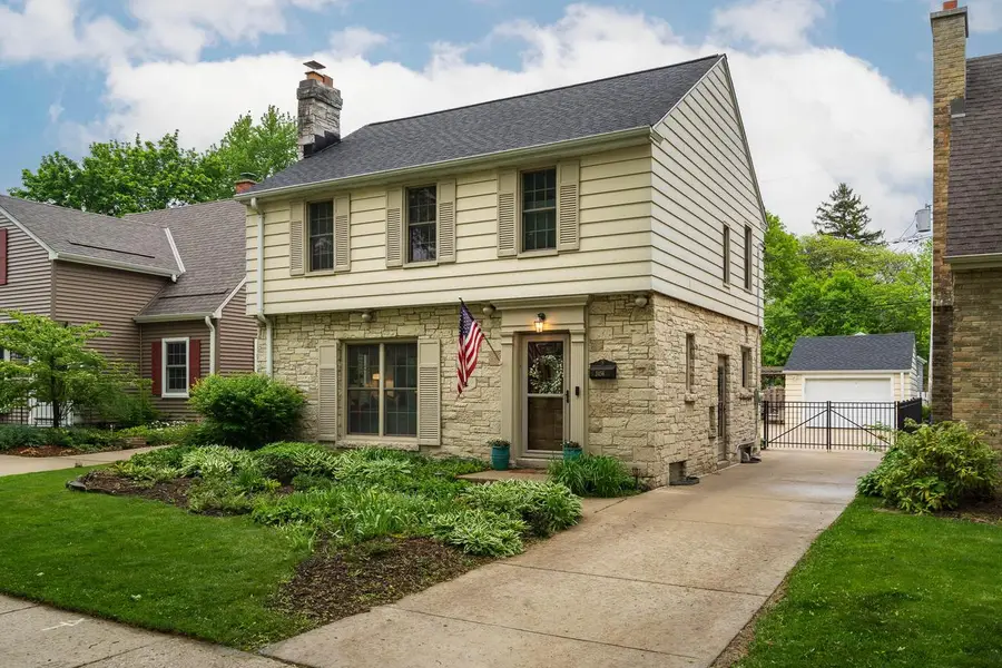 2456 N 85th STREET, Wauwatosa, WI 53226 - #3