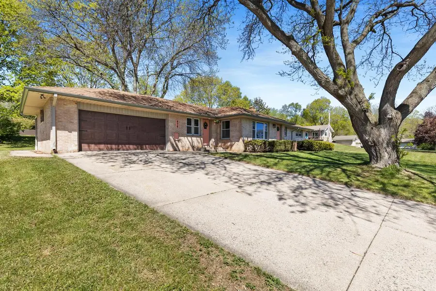 575 Kenmar ROAD, Brookfield, WI 53005 - #3