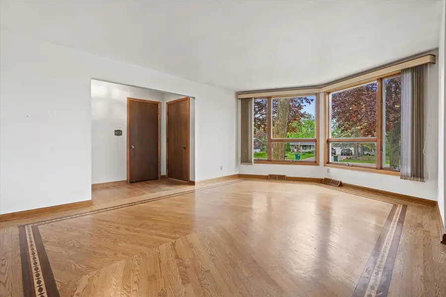 3182 Kettle Moraine PARKWAY, Hubertus, WI 53033 - #2