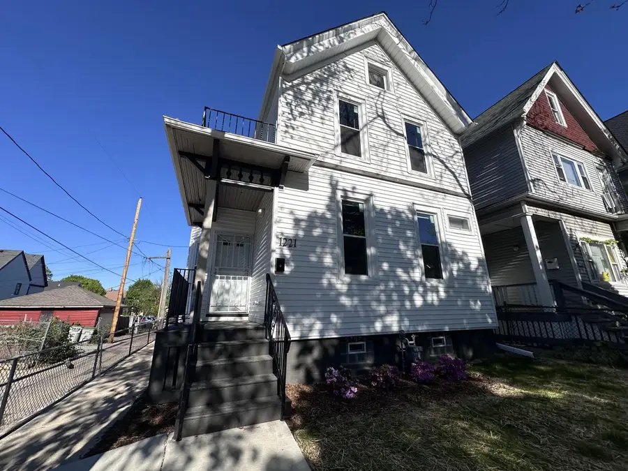 1221 24th STREET, Milwaukee, WI 53205 - #3