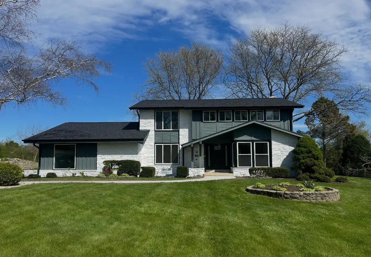 7693 Overlook DRIVE, Greendale, WI 53129 - #1