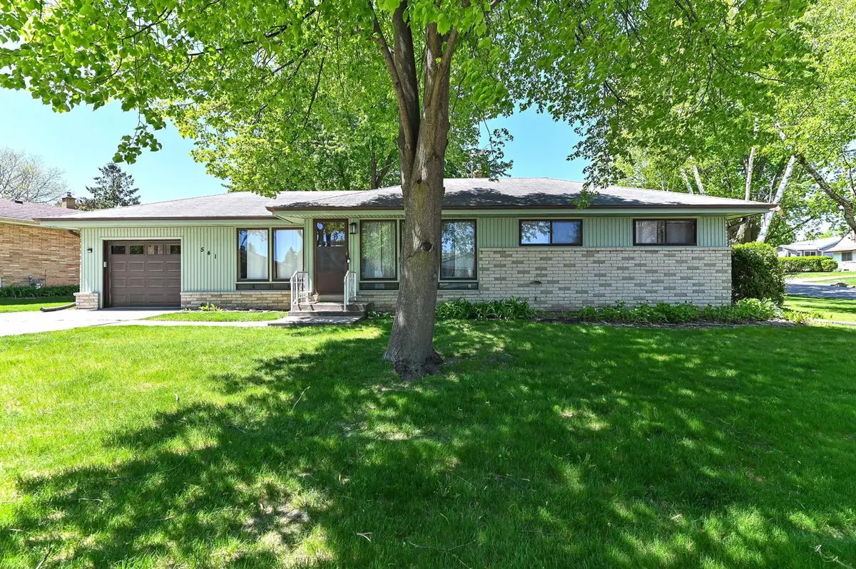 541 109th STREET, Wauwatosa, WI 53226 - #1