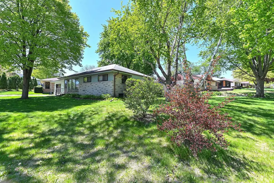 541 109th STREET, Wauwatosa, WI 53226 - #2
