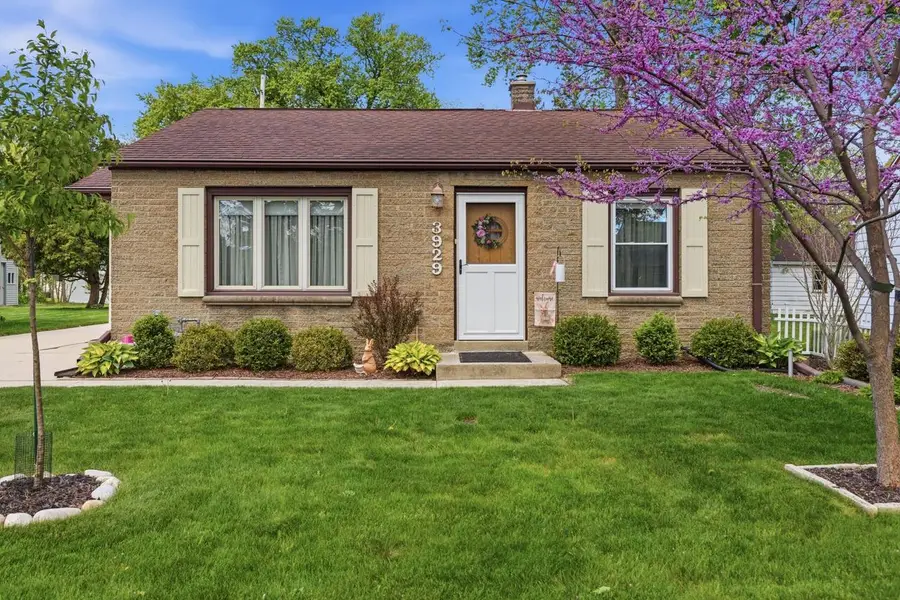 3929 S 56th STREET, Milwaukee, WI 53220 - #2