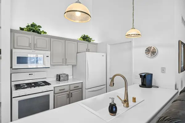 708 Geneva National AVENUE #N, Lake Geneva, WI 53147
