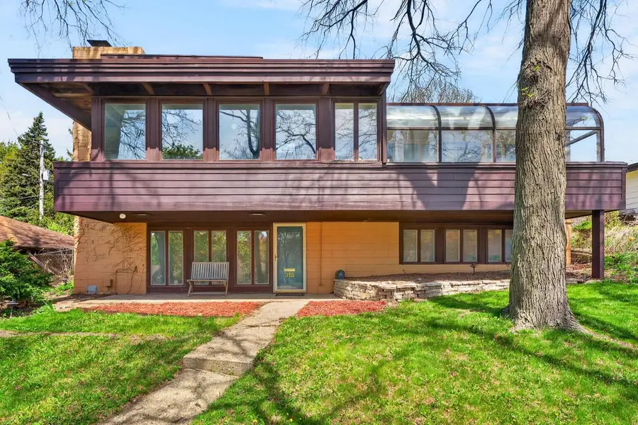 316 Oxford ROAD, Waukesha, WI 53186 - #3