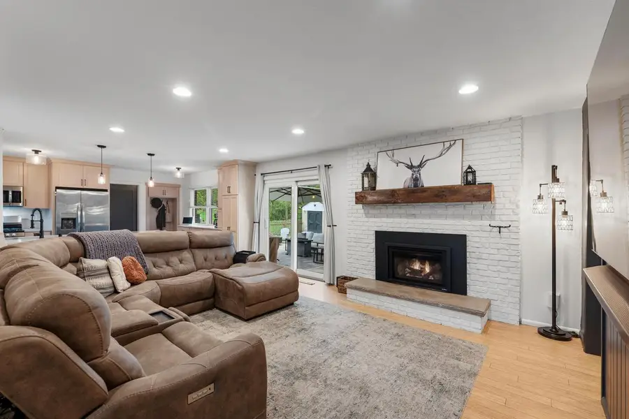 14675 Santa Rosa DRIVE, Brookfield, WI 53005 - #3