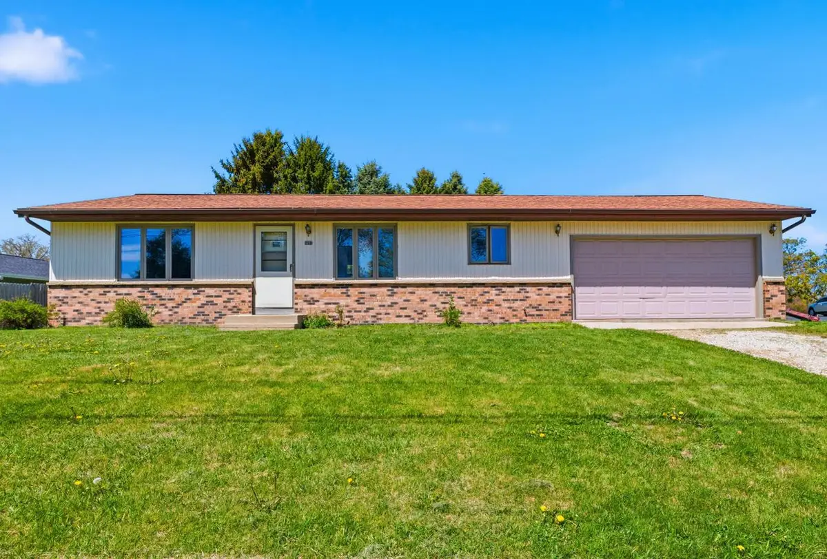 220 1st AVENUE, Adell, WI 53001 - #1