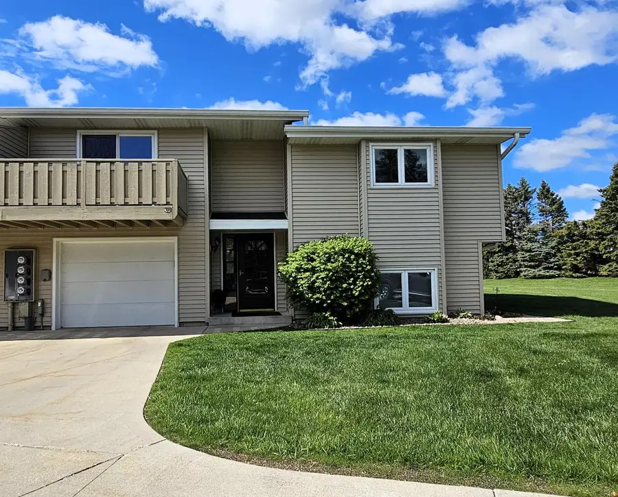 6440 Crabapple COURT #4, Oak Creek, WI 53154 - #2