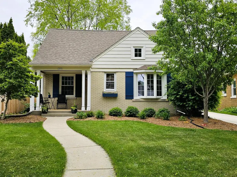 2456 N 82nd STREET, Wauwatosa, WI 53213 - #2