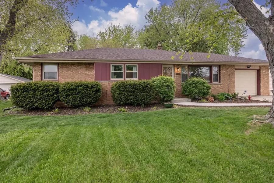 5324 Wabash AVENUE, Brown Deer, WI 53223 - #3