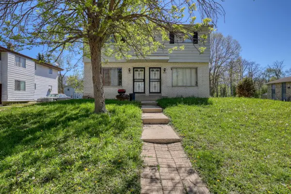 6300 N 101st STREET, Milwaukee, WI 53225