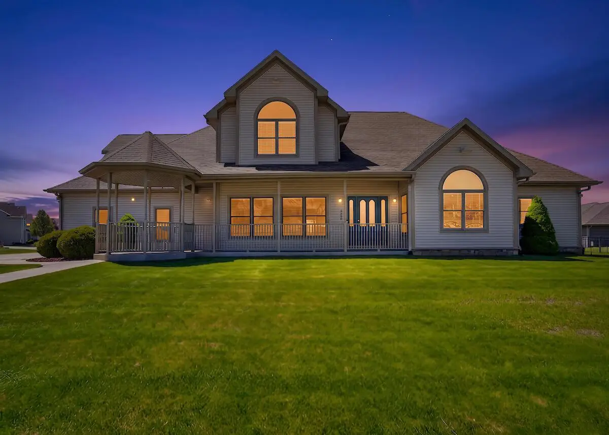 2726 Avalon COURT, Mount Pleasant, WI 53406 - #1