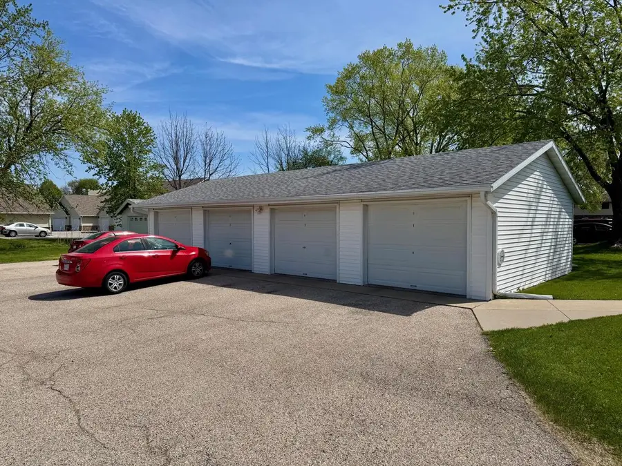 1012 Meadow STREET, Watertown, WI 53094 - #3