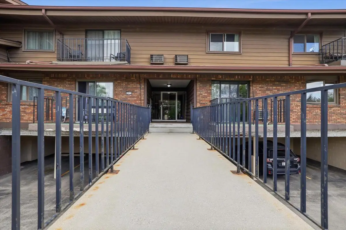 4075 S 84th STREET #4, Greenfield, WI 53228 - #1