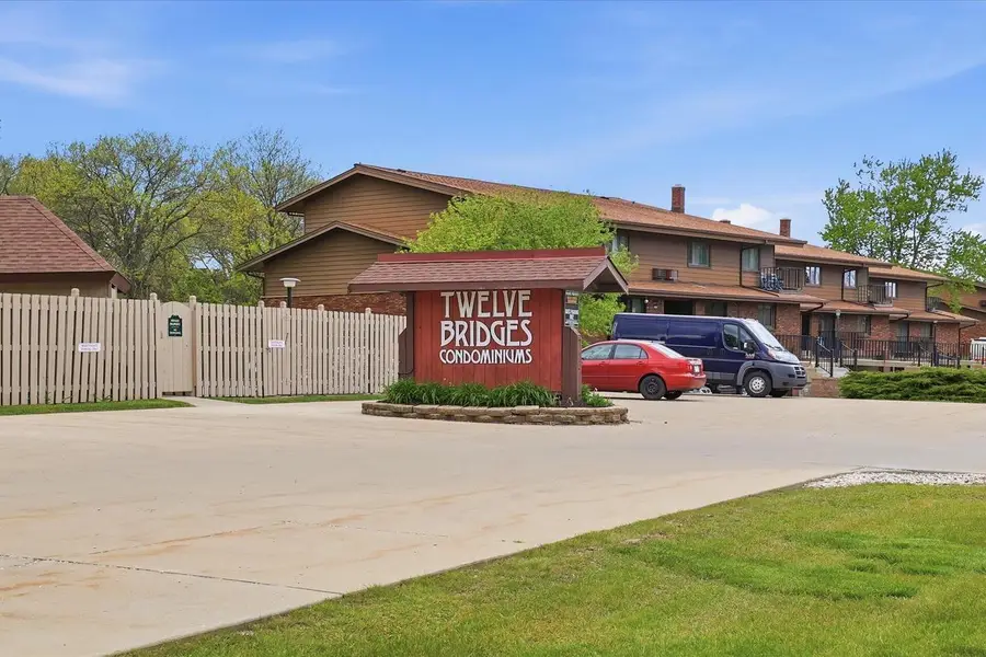 4075 S 84th STREET #4, Greenfield, WI 53228 - #2