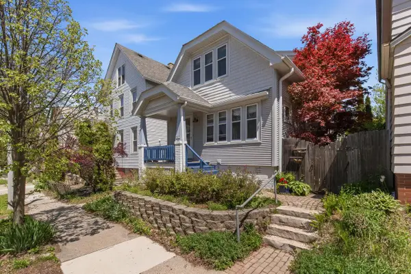 2412 N Dousman STREET, Milwaukee, WI 53212