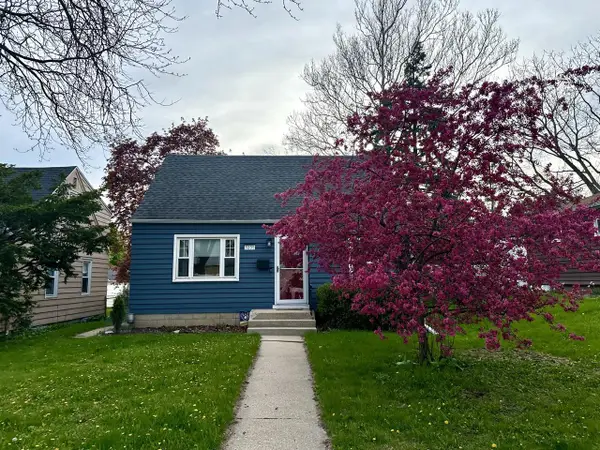 3235 N 77th STREET, Milwaukee, WI 53222