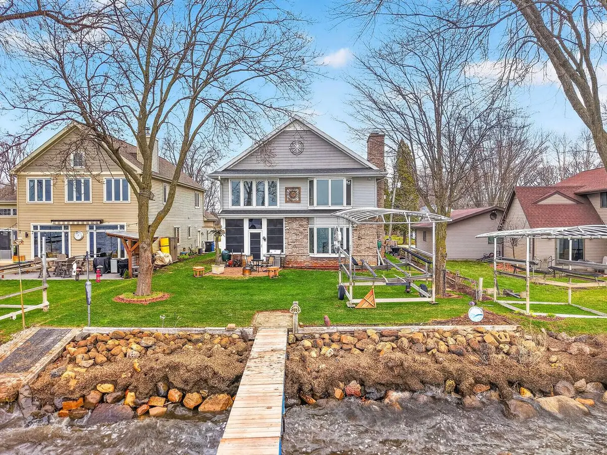 3129 S Sunnyside STREET, Stoughton, WI 53589 - #1