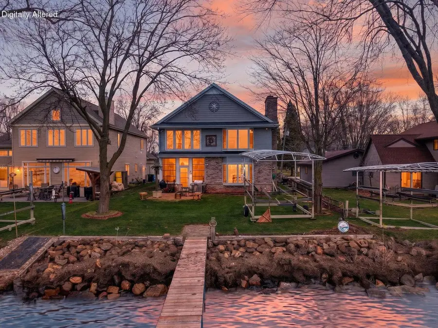 3129 S Sunnyside STREET, Stoughton, WI 53589 - #2
