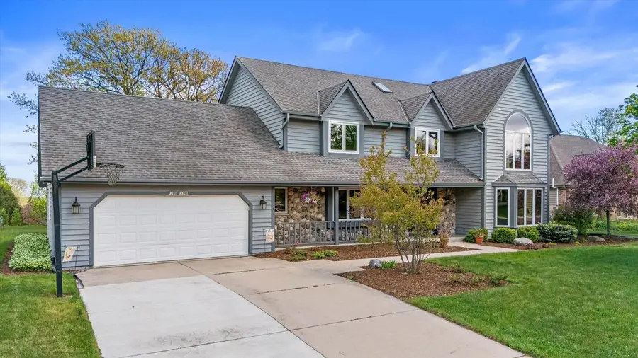 W168N5140 Stonefield ROAD, Menomonee Falls, WI 53051 - #2
