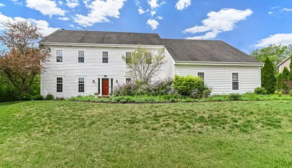1706 Boulder COURT, Waukesha, WI 53189