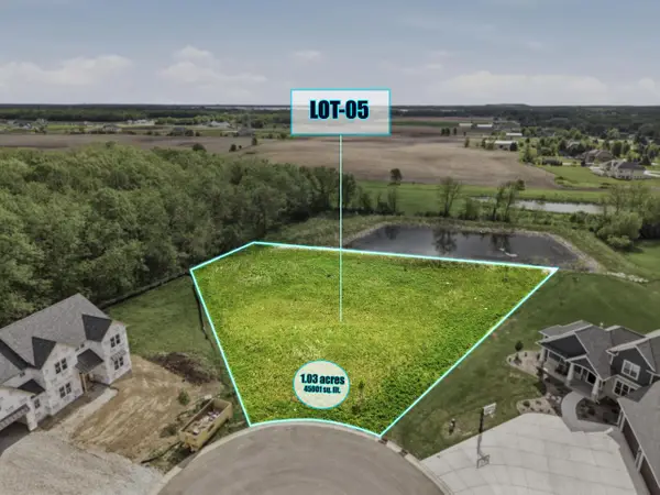 S101W21316 MANEYS COURT, Muskego, WI 53150