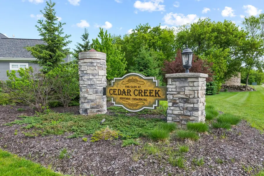N119W5754 James CIRCLE, Cedarburg, WI 53012 - #2