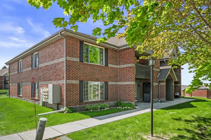 S75W16788 Jacob COURT #15, Muskego, WI 53150 - #2