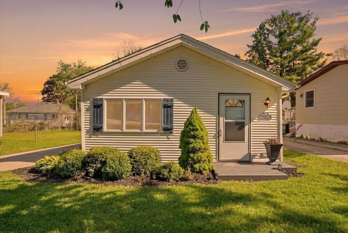 30024 Mound DRIVE, Burlington, WI 53105 - #1