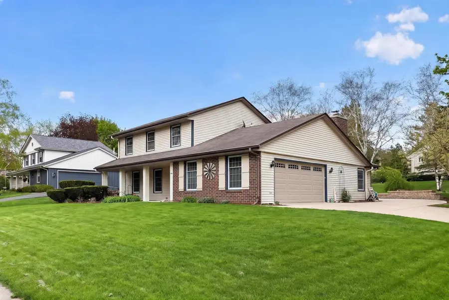 517 Cambridge AVENUE, Waukesha, WI 53188 - #2