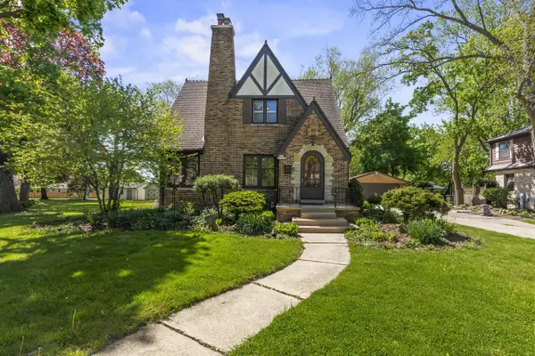 N88W15893 Park BOULEVARD, Menomonee Falls, WI 53051