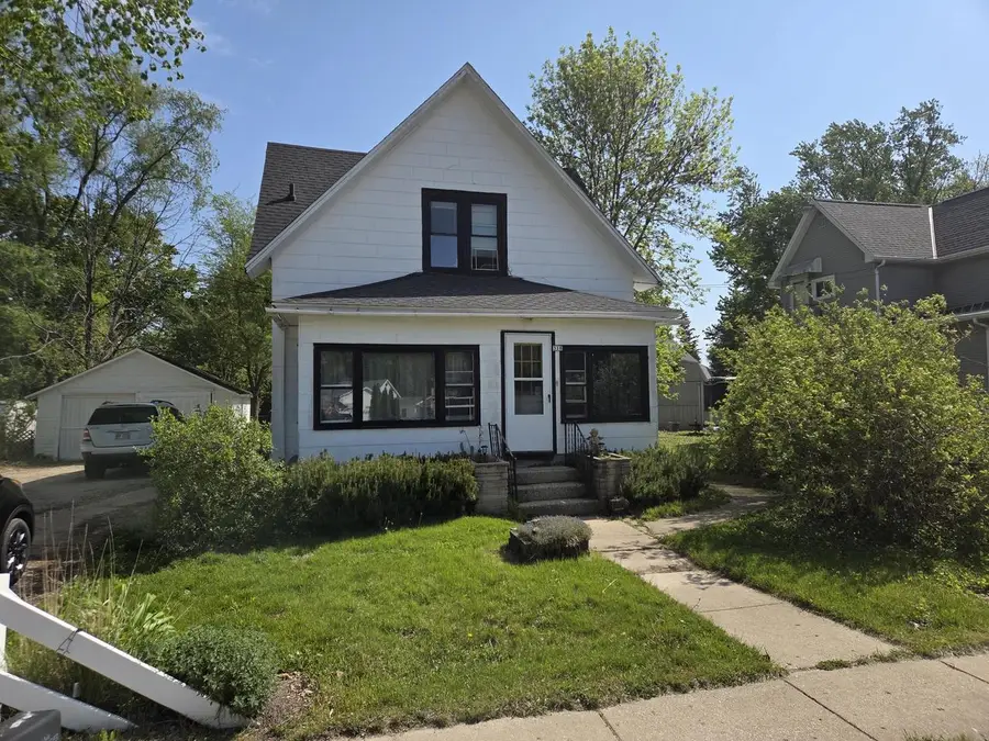 318 Madison STREET, Walworth, WI 53184 - #3
