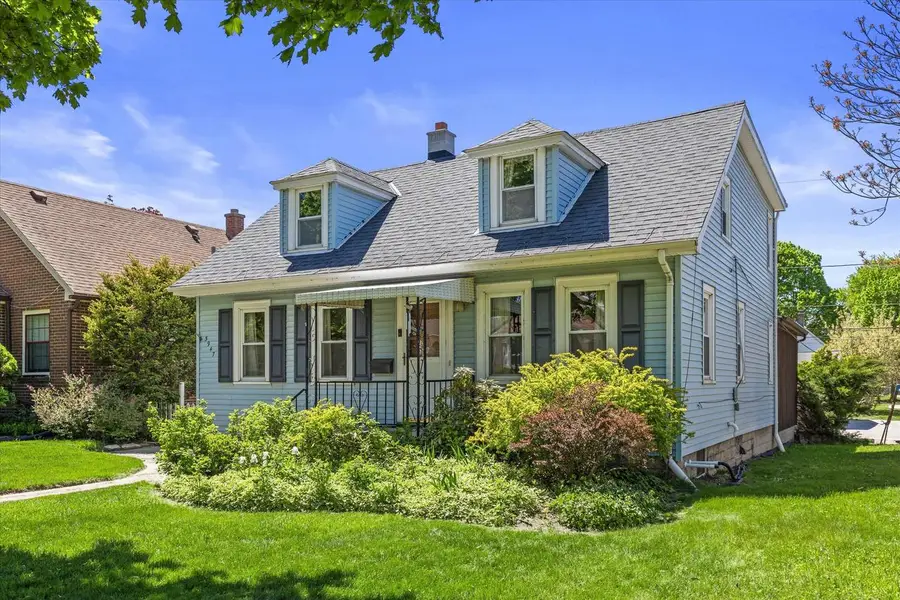 3947 S 1st PLACE, Milwaukee, WI 53207 - #3