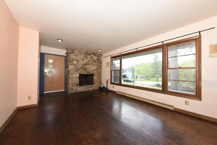 N48W16806 Lisbon ROAD, Menomonee Falls, WI 53051 - #2