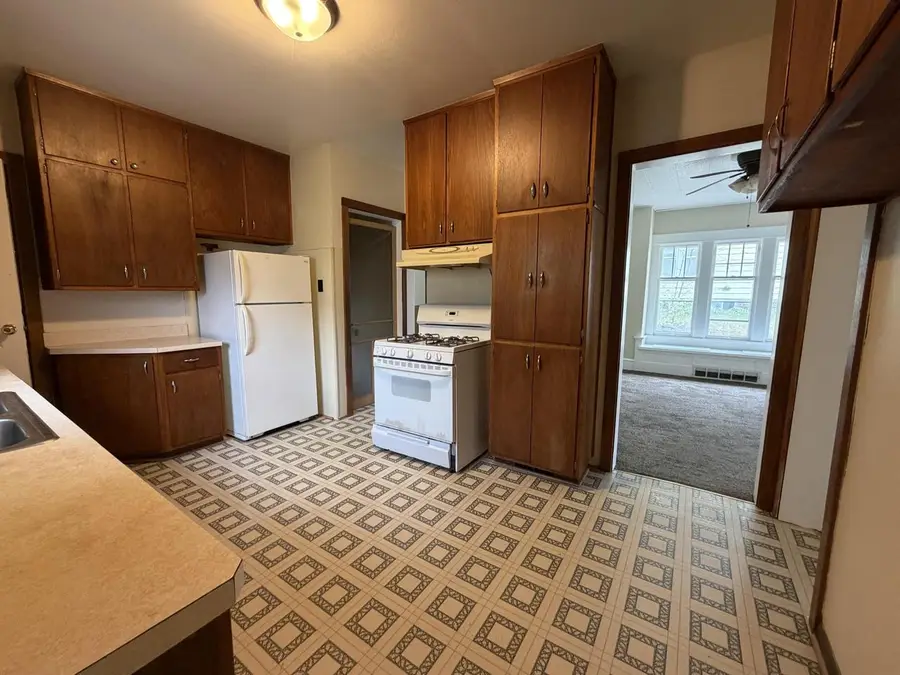 825 S 17th STREET, Sheboygan, WI 53081 - #3