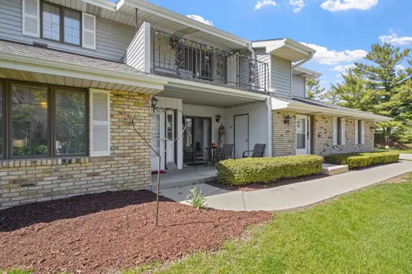 1419 Sun Valley DRIVE #101, Mount Pleasant, WI 53406