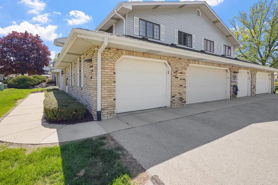 1419 Sun Valley DRIVE #101, Mount Pleasant, WI 53406 - #2