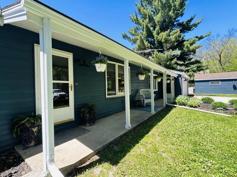 W377S3527 School Section Lake DRIVE, Dousman, WI 53118 - #2