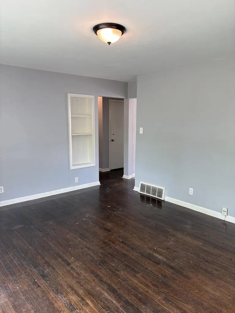 8134 Herbert AVENUE, Milwaukee, WI 53218 - #3